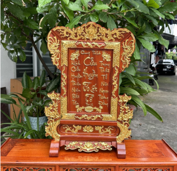 Phân biệt giá gương và bài vị tổ tiên